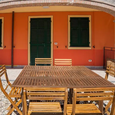 044 - Villetta Lussuosa Con 2 Da Letto Con Giardino 15 Minuti Dal Mare Apartament *