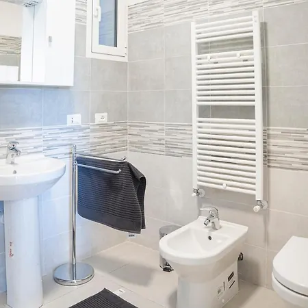 Apartament 044 - Villetta Lussuosa Con 2 Da Letto Con Giardino 15 Minuti Dal Mare San Lazzaro (Genoa)