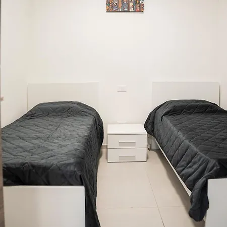 044 - Villetta Lussuosa Con 2 Da Letto Con Giardino 15 Minuti Dal Mare San Lazzaro (Genoa)