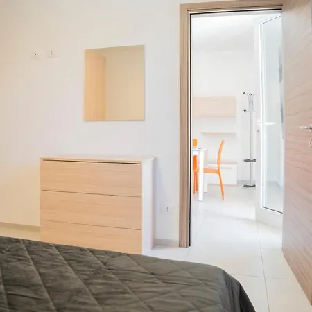044 - Villetta Lussuosa Con 2 Da Letto Con Giardino 15 Minuti Dal Mare Appartamento